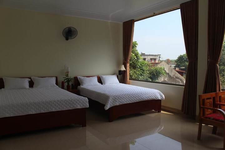 Room 12 of 49
