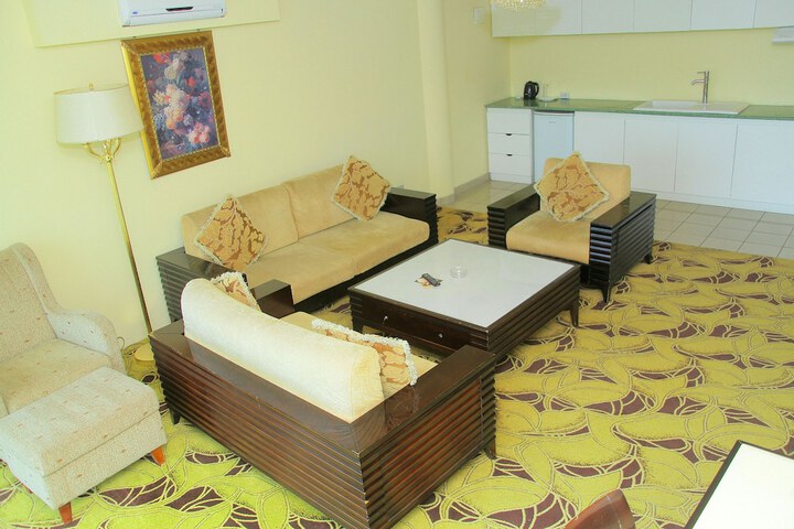 Room 45 of 66
