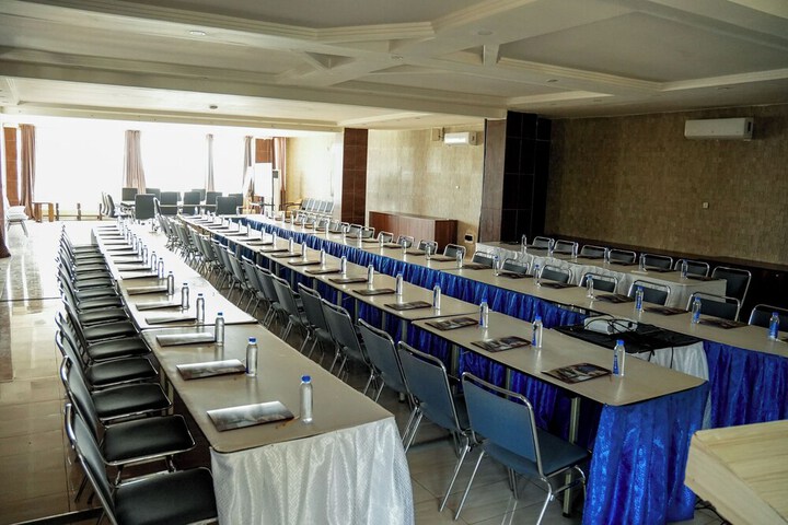 Hotel Interior 65 of 103