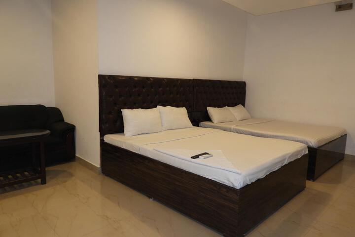 Hotel Lions India