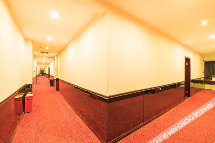 Hotel Interior 4 of 14