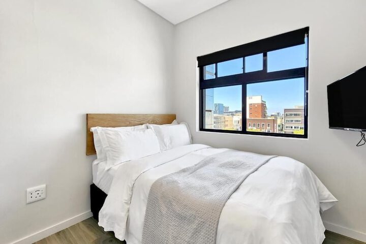Room 6 of 44