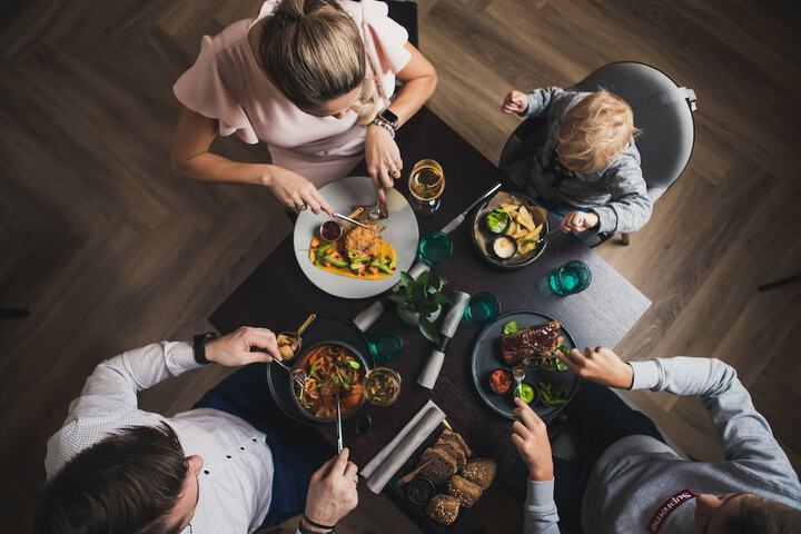 Dining 69 of 83