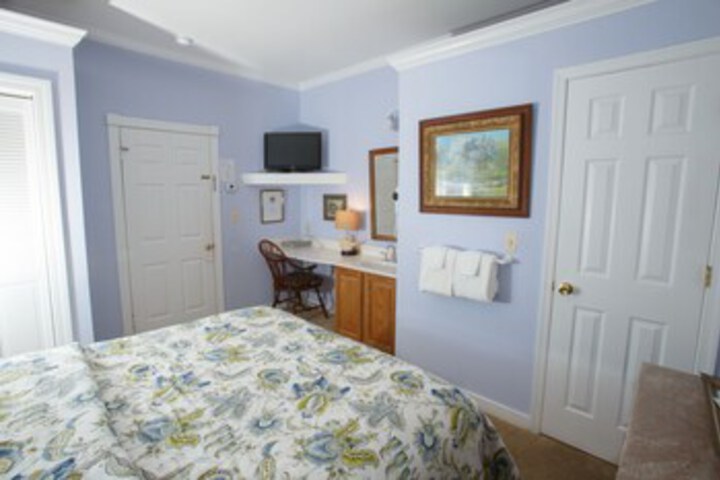 Room 191 of 253