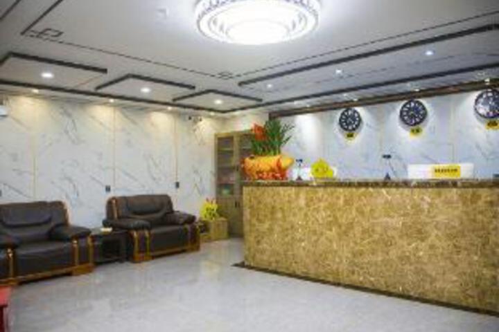 Xindu Chain Hotel Zhenxiong Chuangfu Store