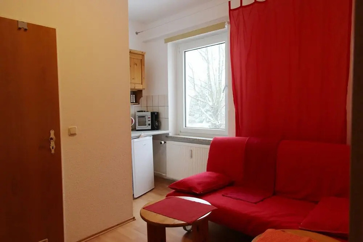 Room 5 of 19