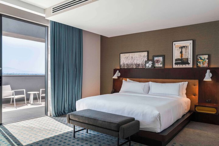 Room 21 of 71