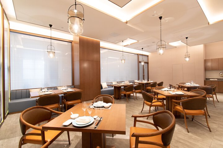Dining 50 of 64