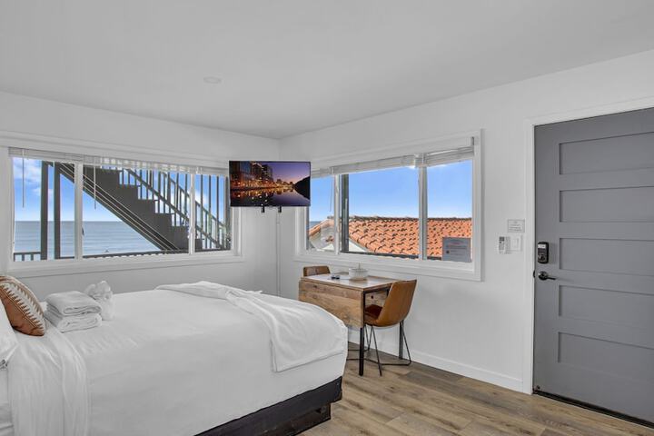 Room 52 of 140