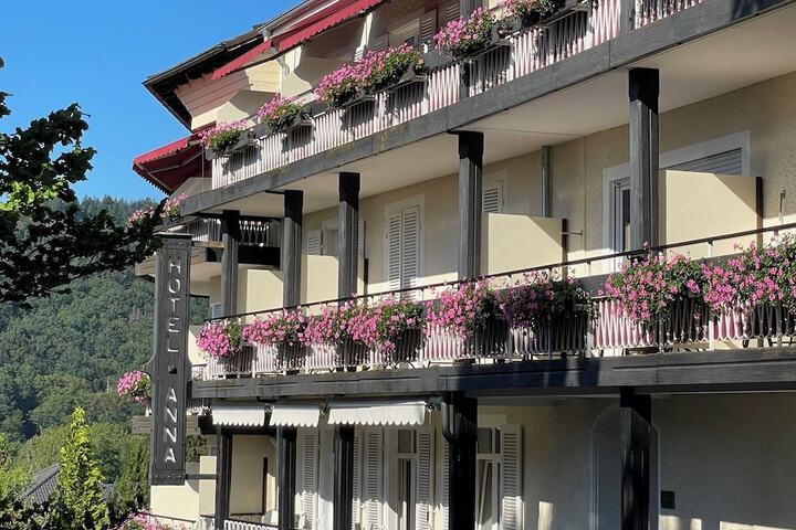 Hotel 84 of 87