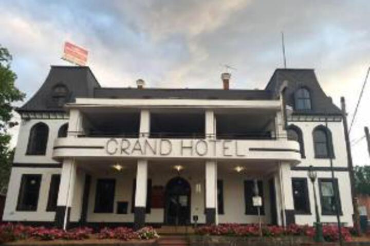 Hotel 15 of 41