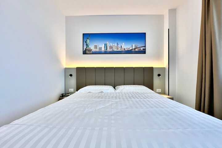 Room 7 of 22