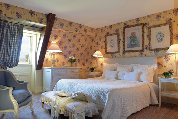 Room 14 of 43