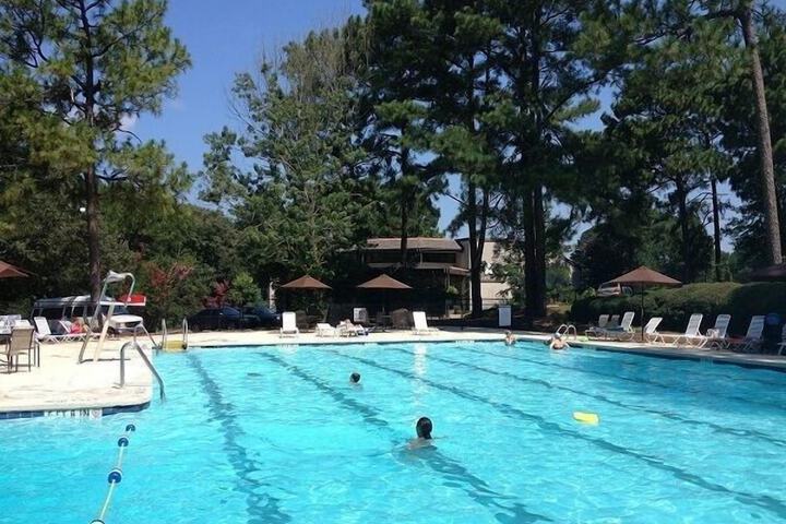 Pool 37 of 72