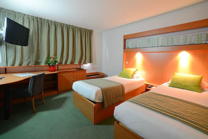 Room 19 of 113