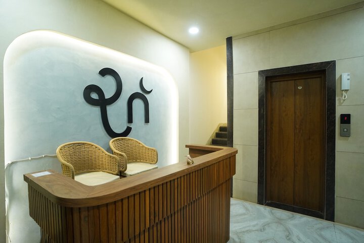 Hotel Interior 4 of 32