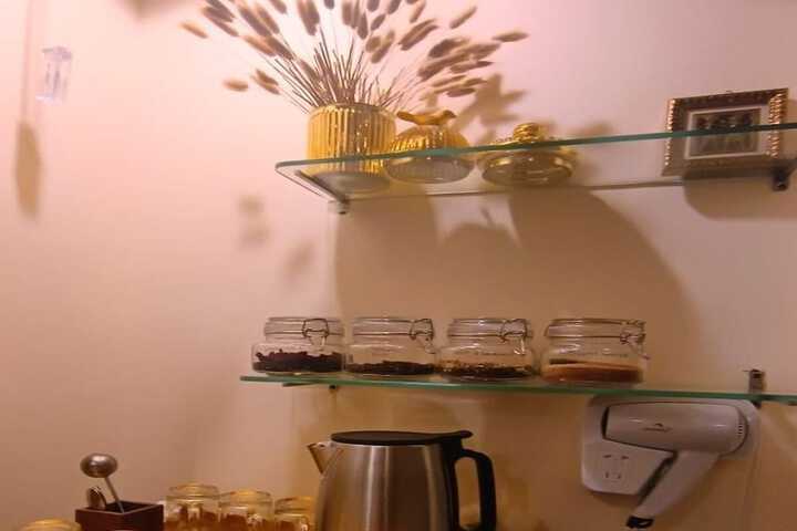 Breakfast/Coffee Service 12 of 29