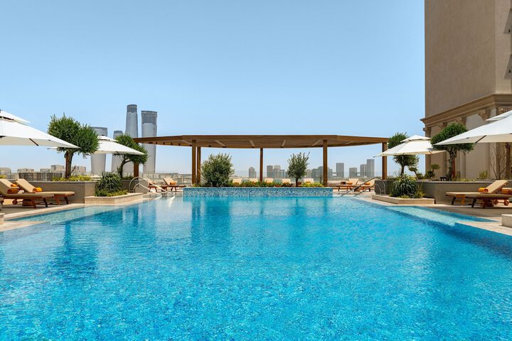Pool 107 of 188
