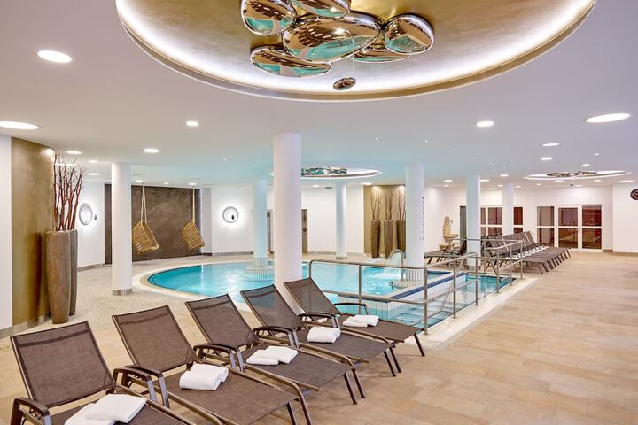 Pool 35 of 80