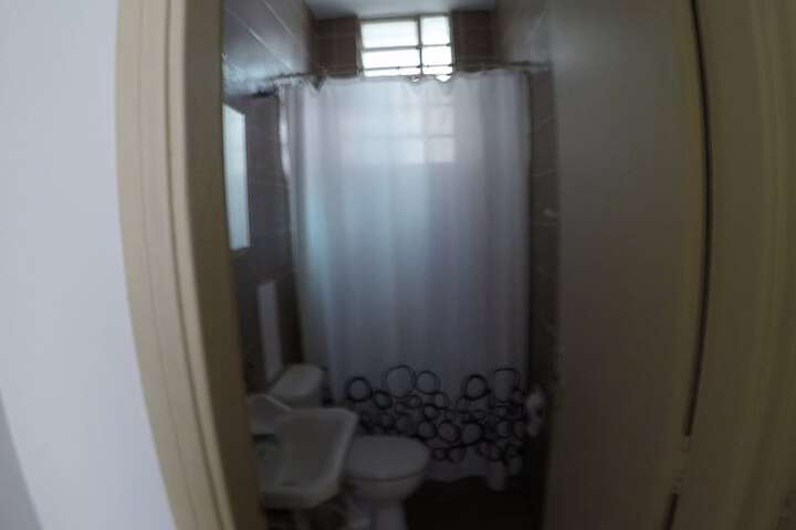 Room 25 of 48