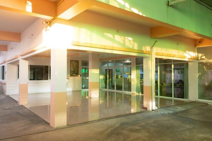 Hotel 67 of 68