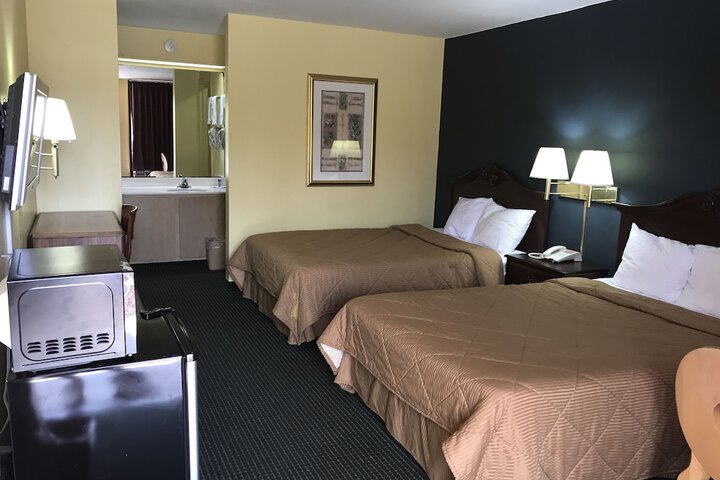 Room 7 of 17