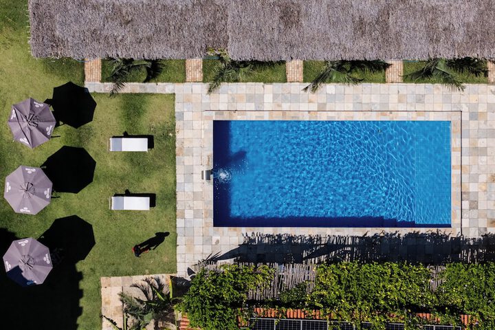 Pool 33 of 52