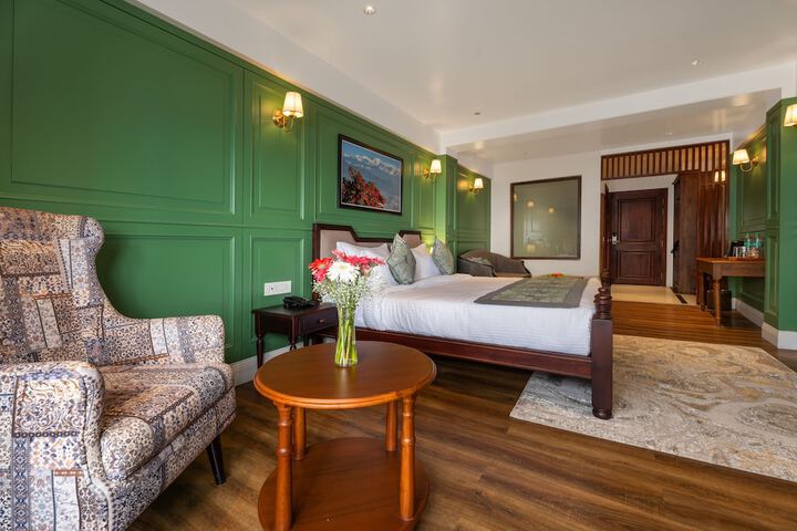 Room 20 of 38