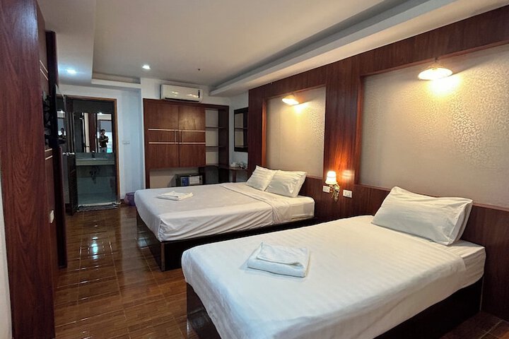 Room 57 of 155