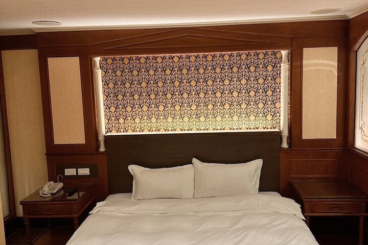 Room 11 of 46