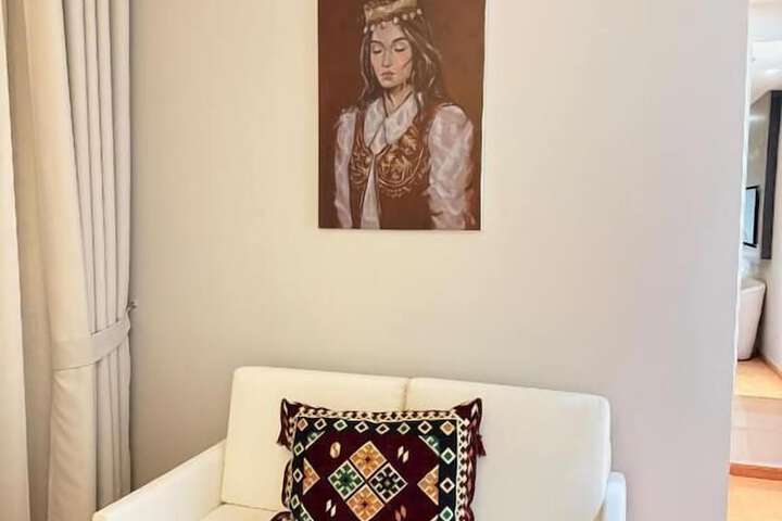 Room 14 of 25
