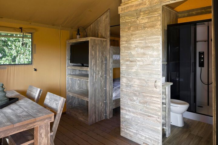 Room 7 of 26