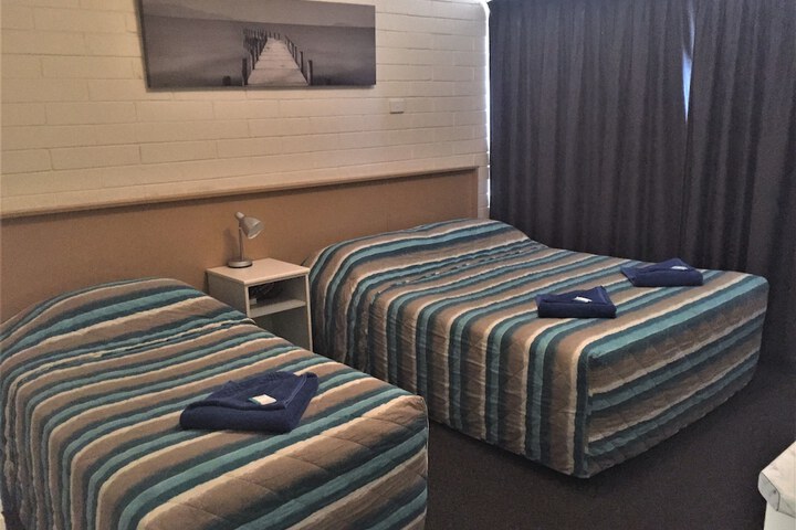 Room 7 of 69