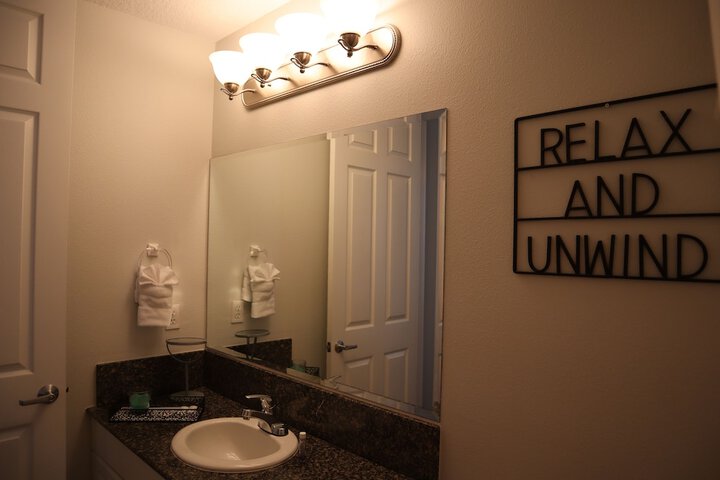 Room 35 of 62