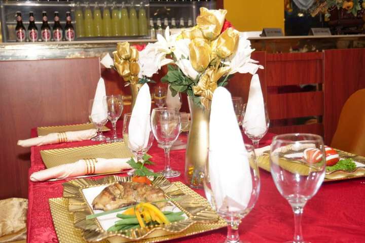 Dining 58 of 98