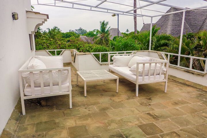 Terrace/Patio 1 of 11