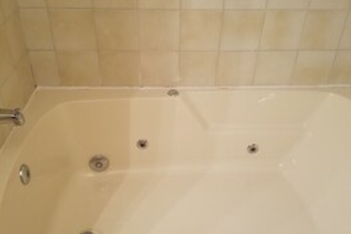 Hot Tub 24 of 30