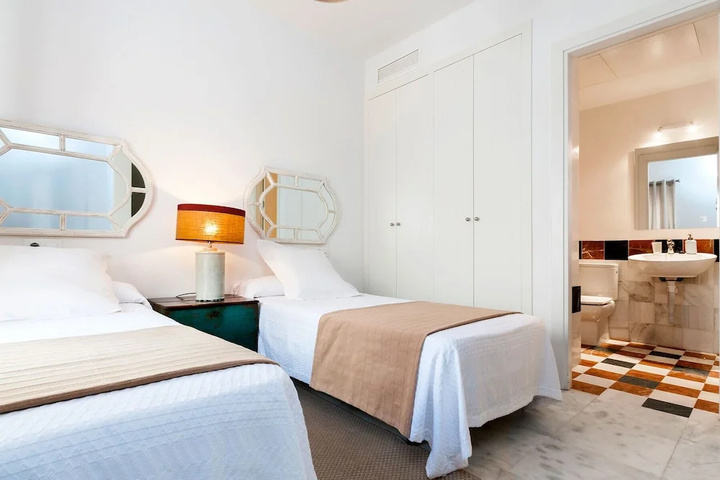 Beautiful Triplex 2 Bedrooms With Terrace. Francos IV