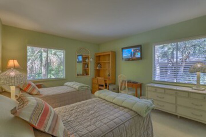 Room 26 of 27