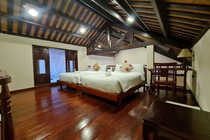 Room 8 of 34