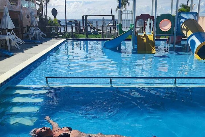 Pool 20 of 36