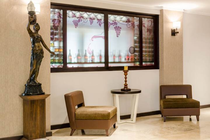 Hotel Lobby