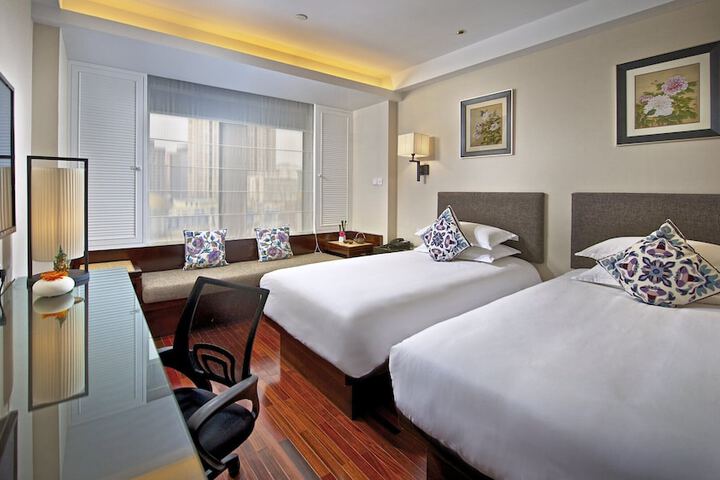 Room 20 of 44