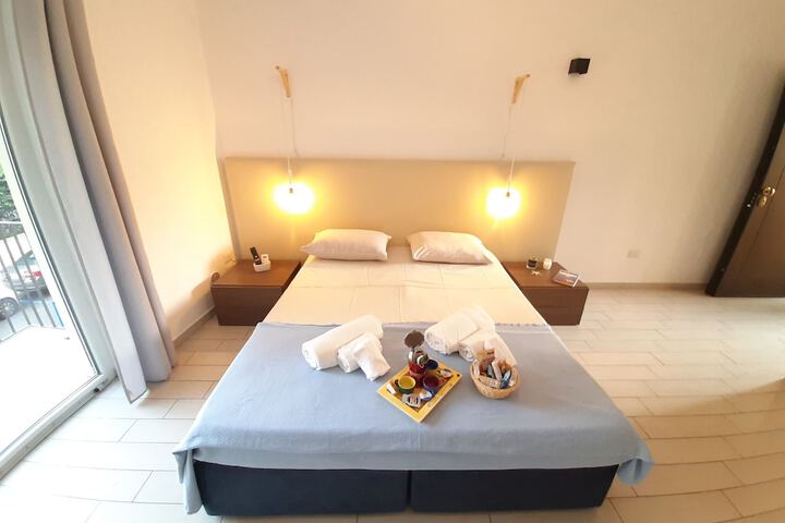 Room 30 of 58