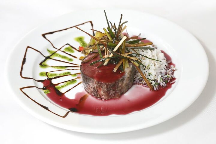 Dining 69 of 86