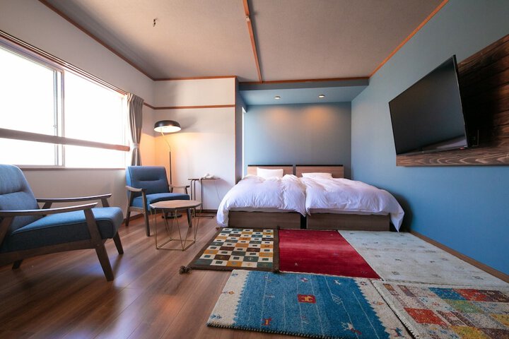 Room 19 of 96
