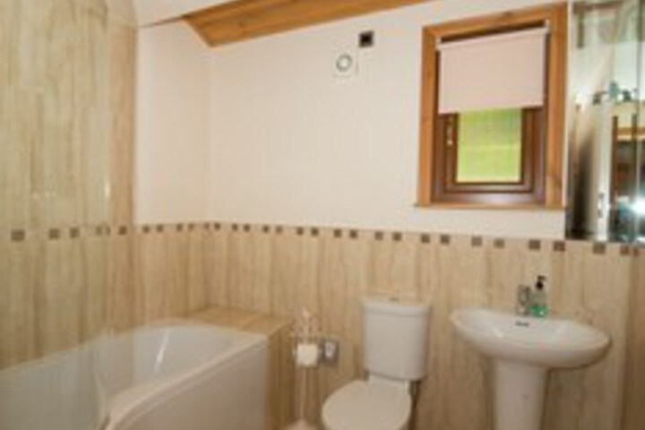 Room 2 of 9