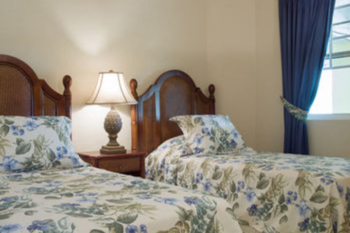 Room 4 of 10