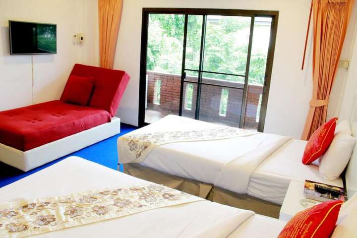Room 29 of 81