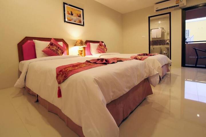 Room 16 of 47